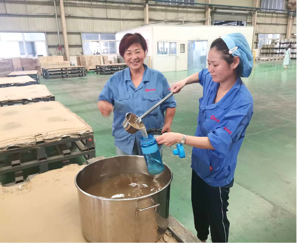 夏季送清涼，關(guān)愛沁人心